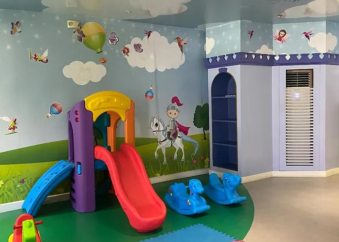 Bayhaus Mnl - Pet-friendly Near Moa Apartment Manila